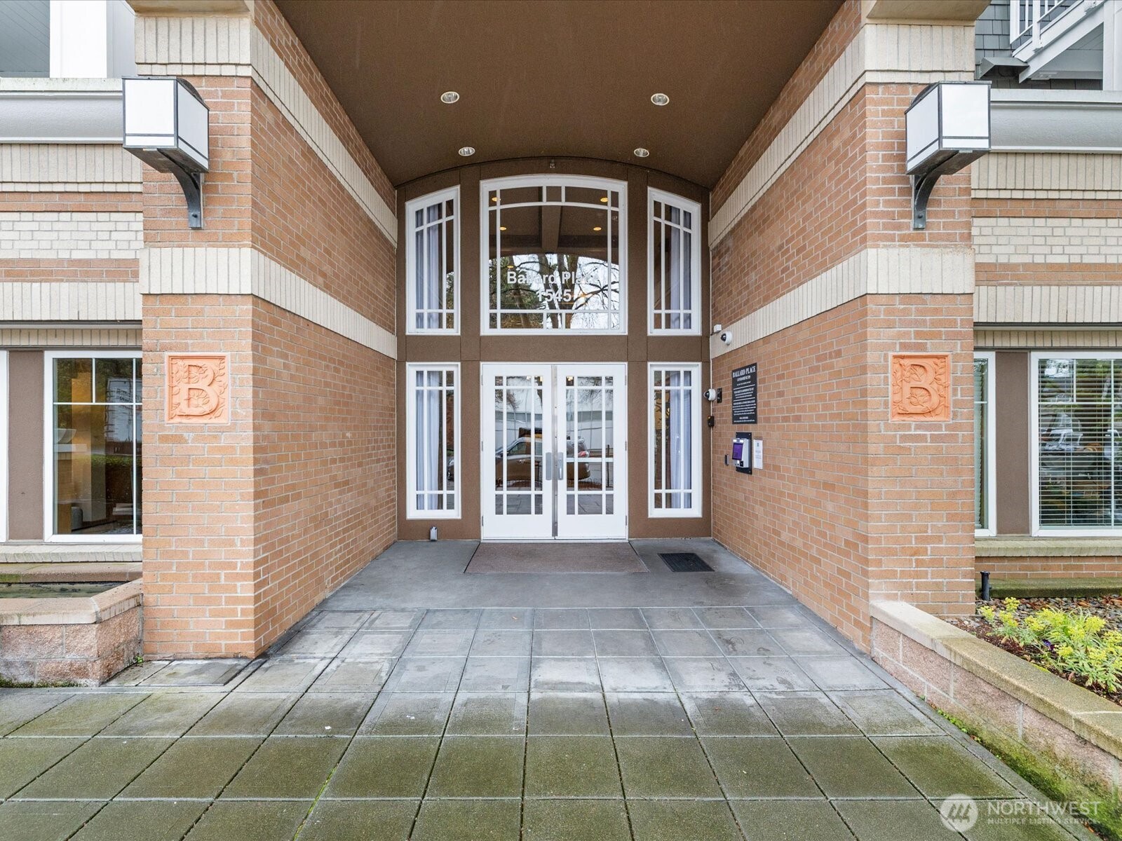 1545 NW 57th Street #202, Seattle, WA 98107