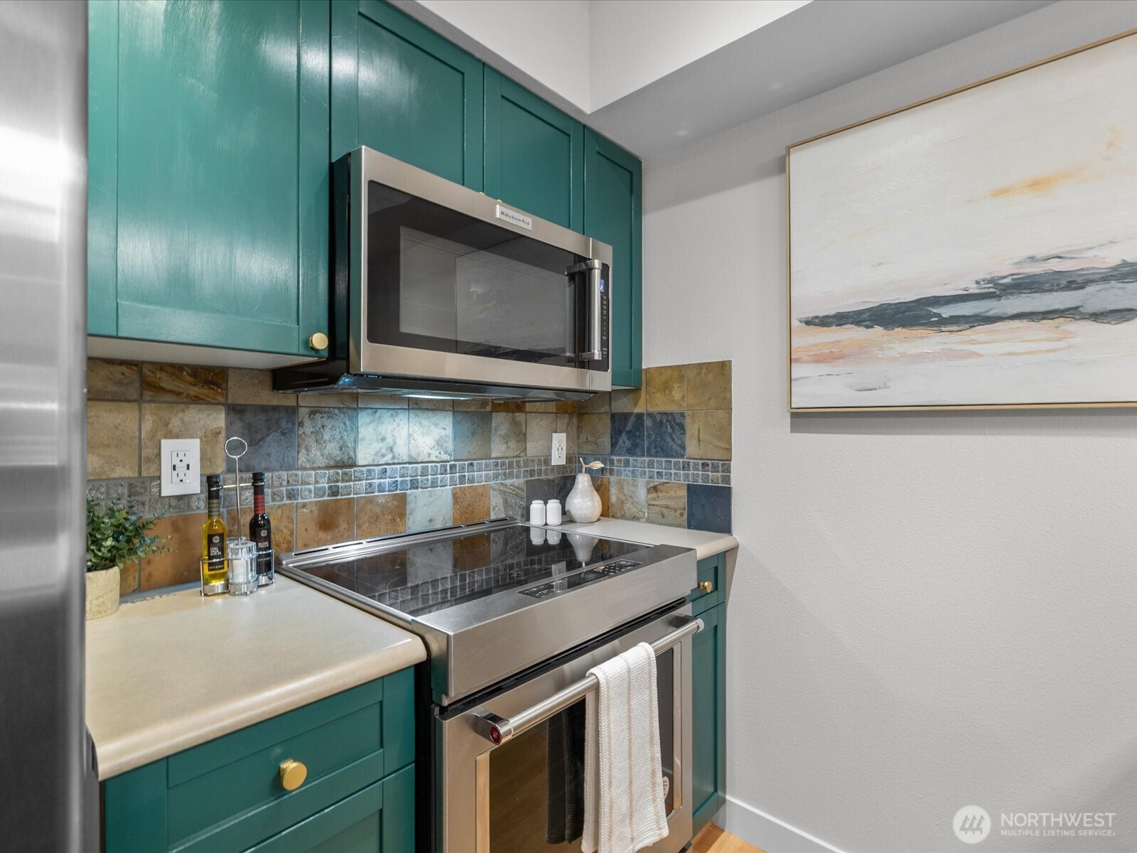 1545 NW 57th Street #202, Seattle, WA 98107