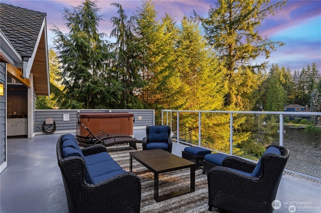 11009 317th Avenue NE, Carnation, WA 98014