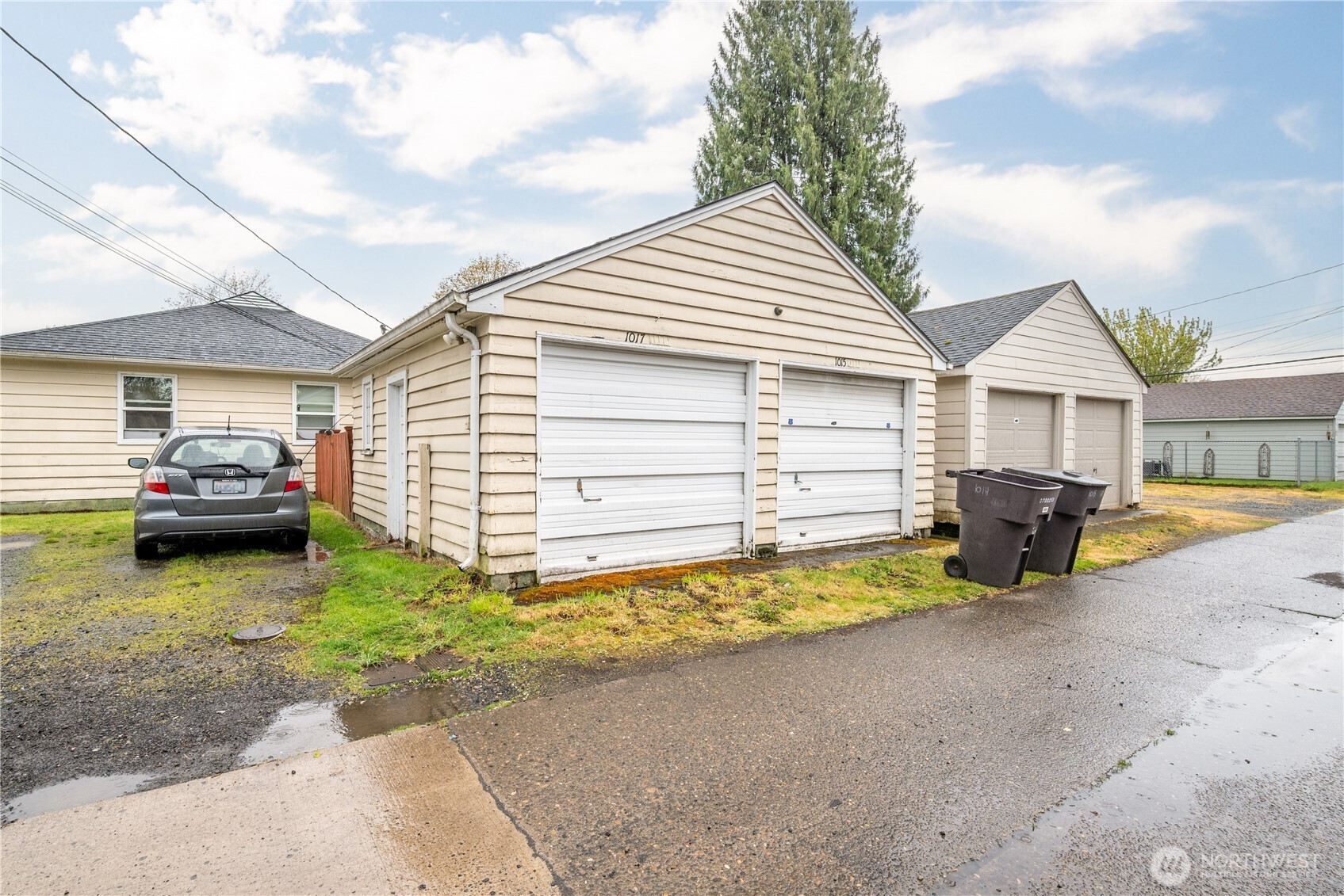 1015 17th , Longview, WA 98632
