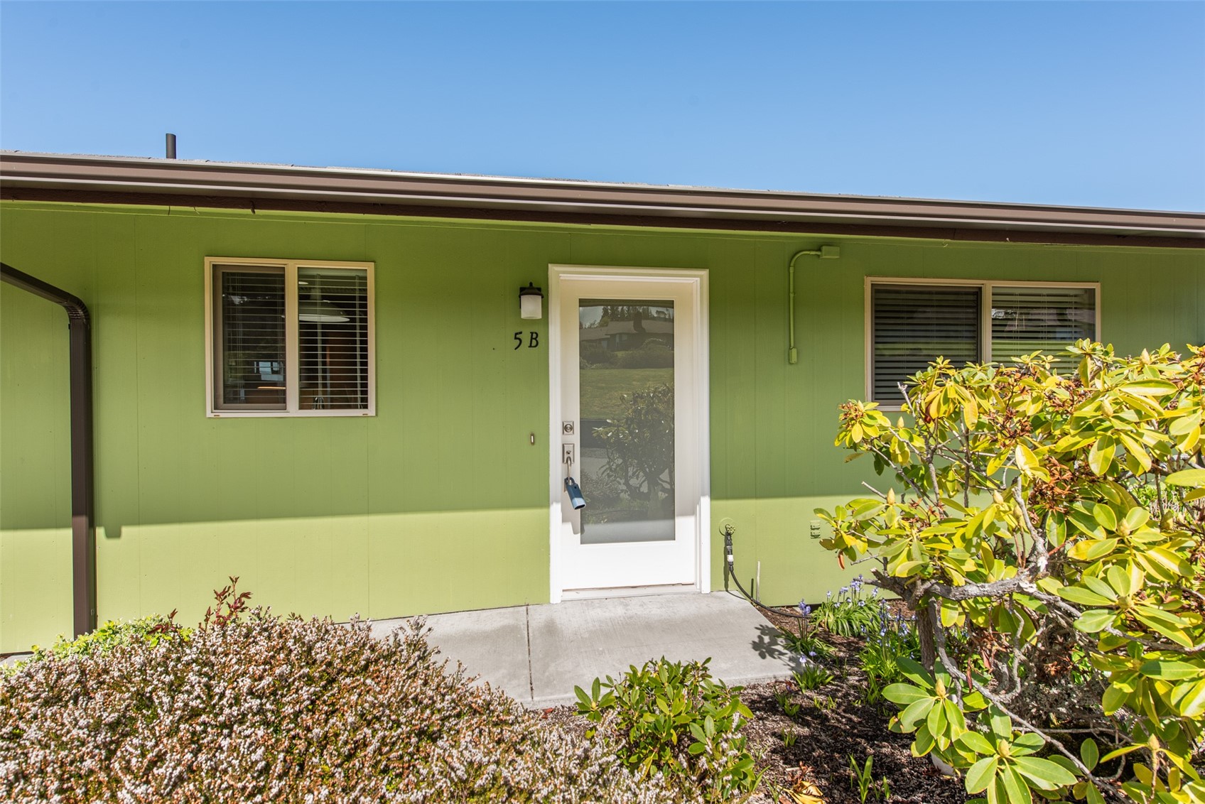 1301 S Third Avenue #5B, Sequim, WA 98382