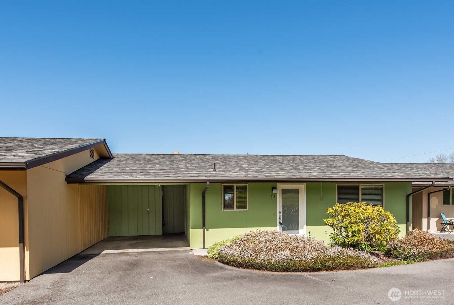 1301 S Third Avenue #5B, Sequim, WA 98382