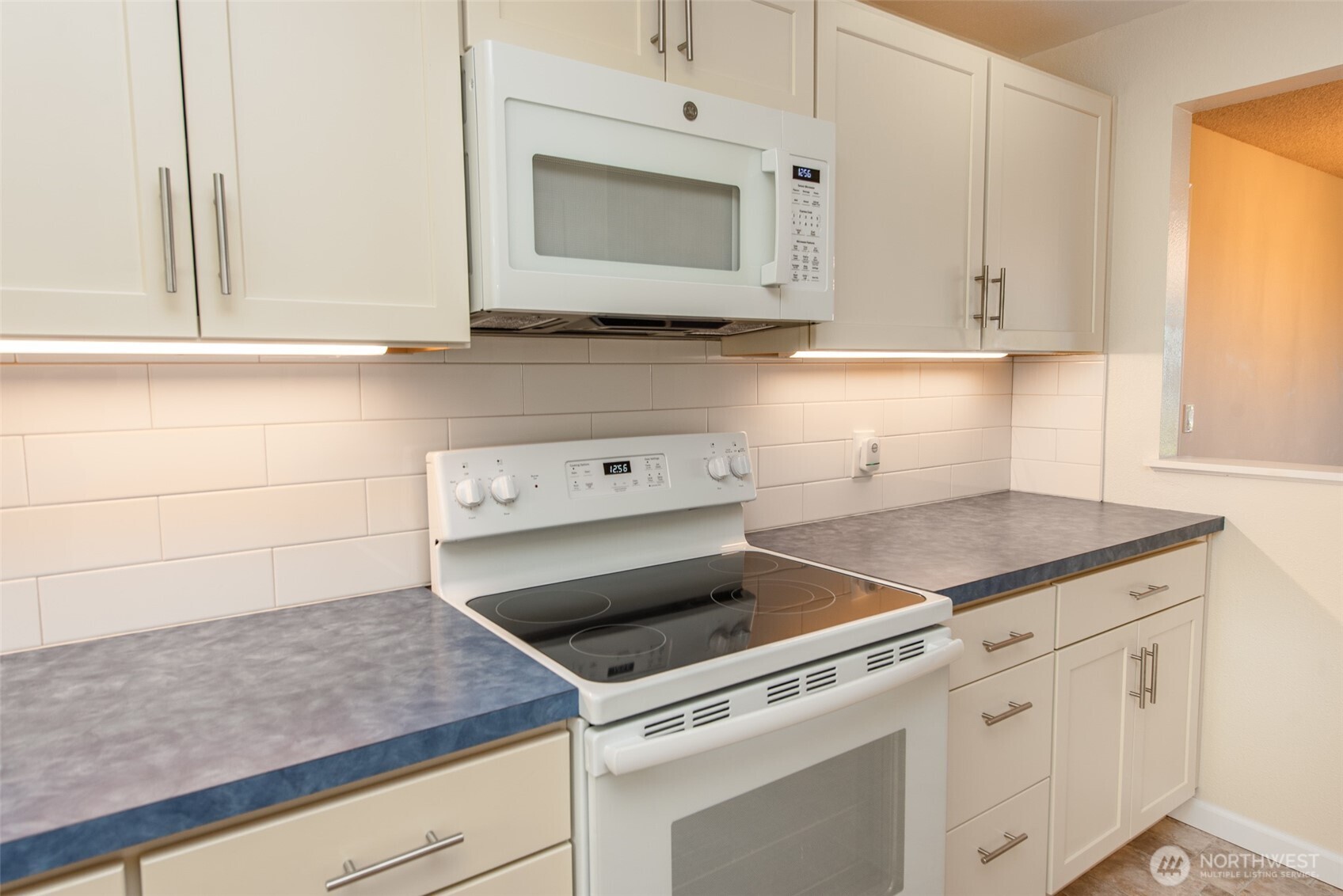 1301 S Third Avenue #5B, Sequim, WA 98382