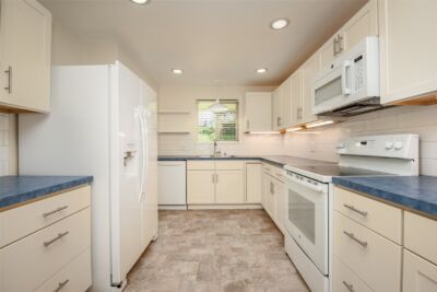 1301 S Third Avenue #5B, Sequim, WA 98382 - Photo 7