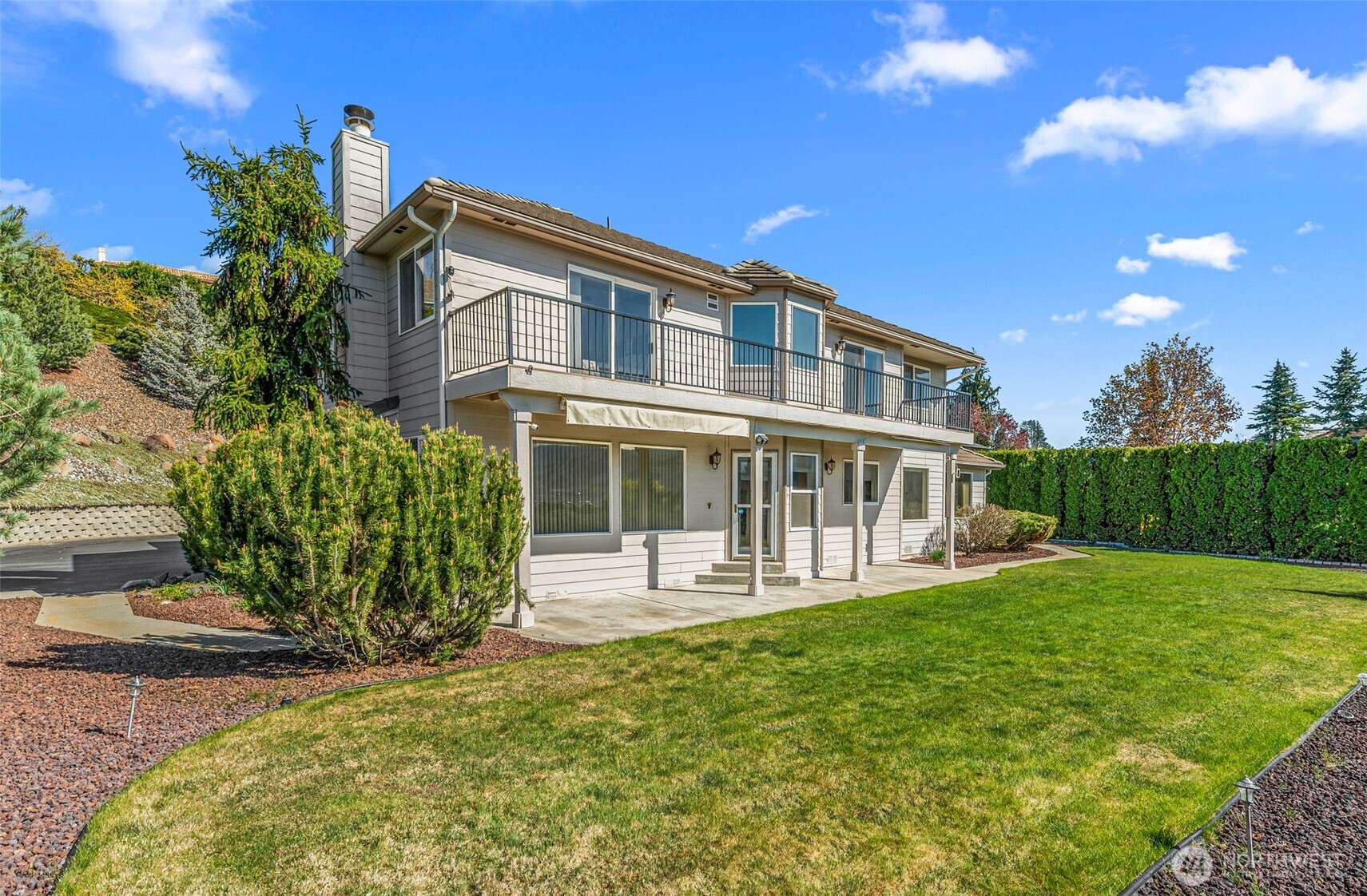 2205 N Devon Avenue , East Wenatchee, WA 98802