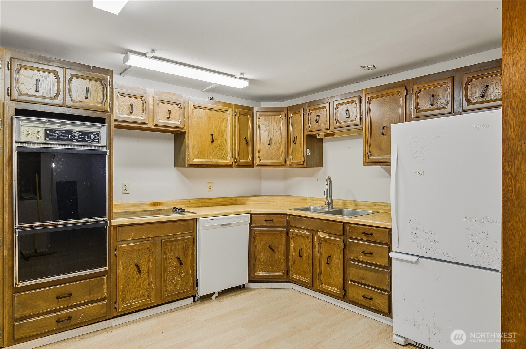 22827 Meridian Avenue S, Bothell, WA 98021