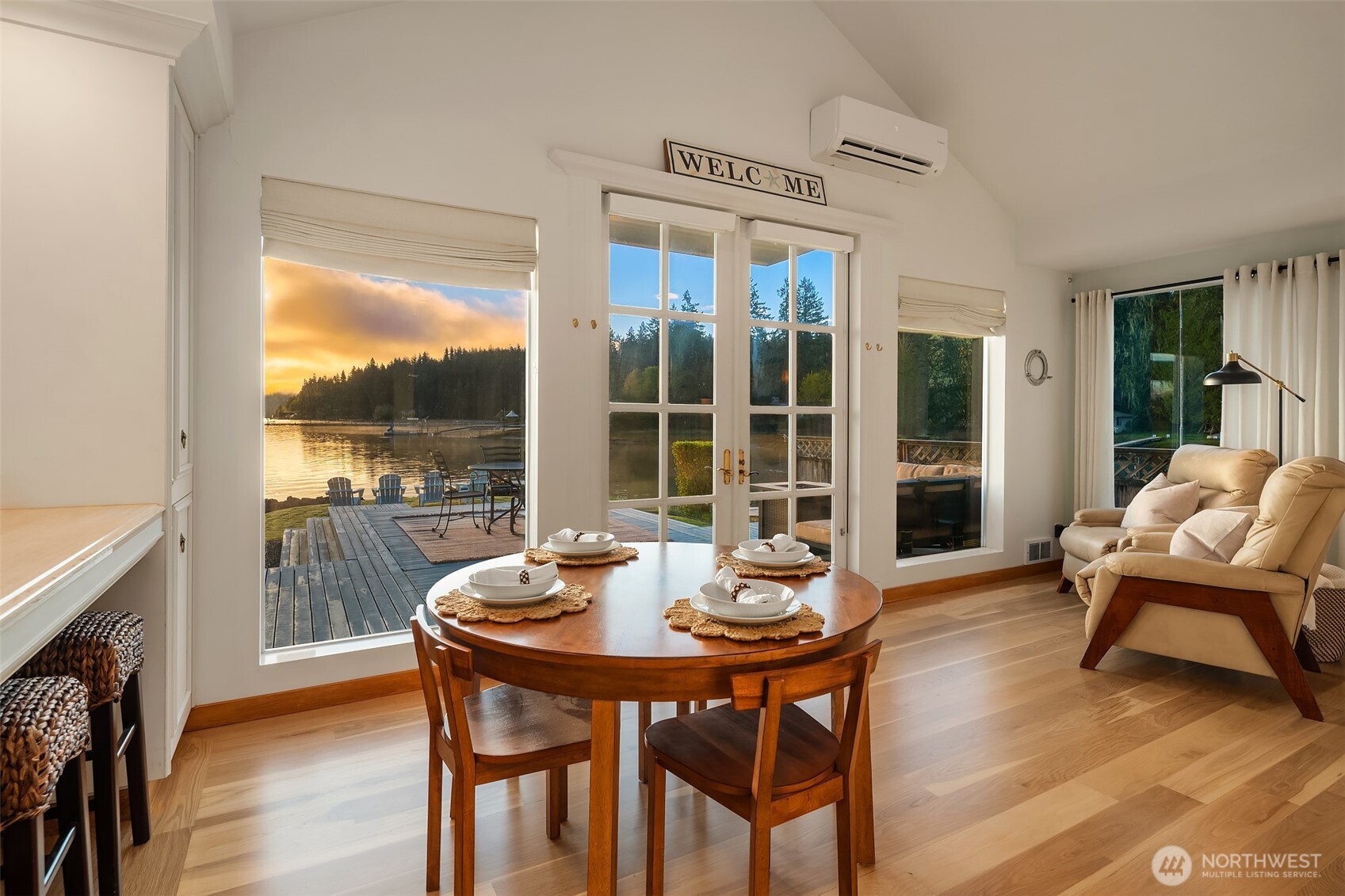 6731 E State Route 106 , Union, WA 98592