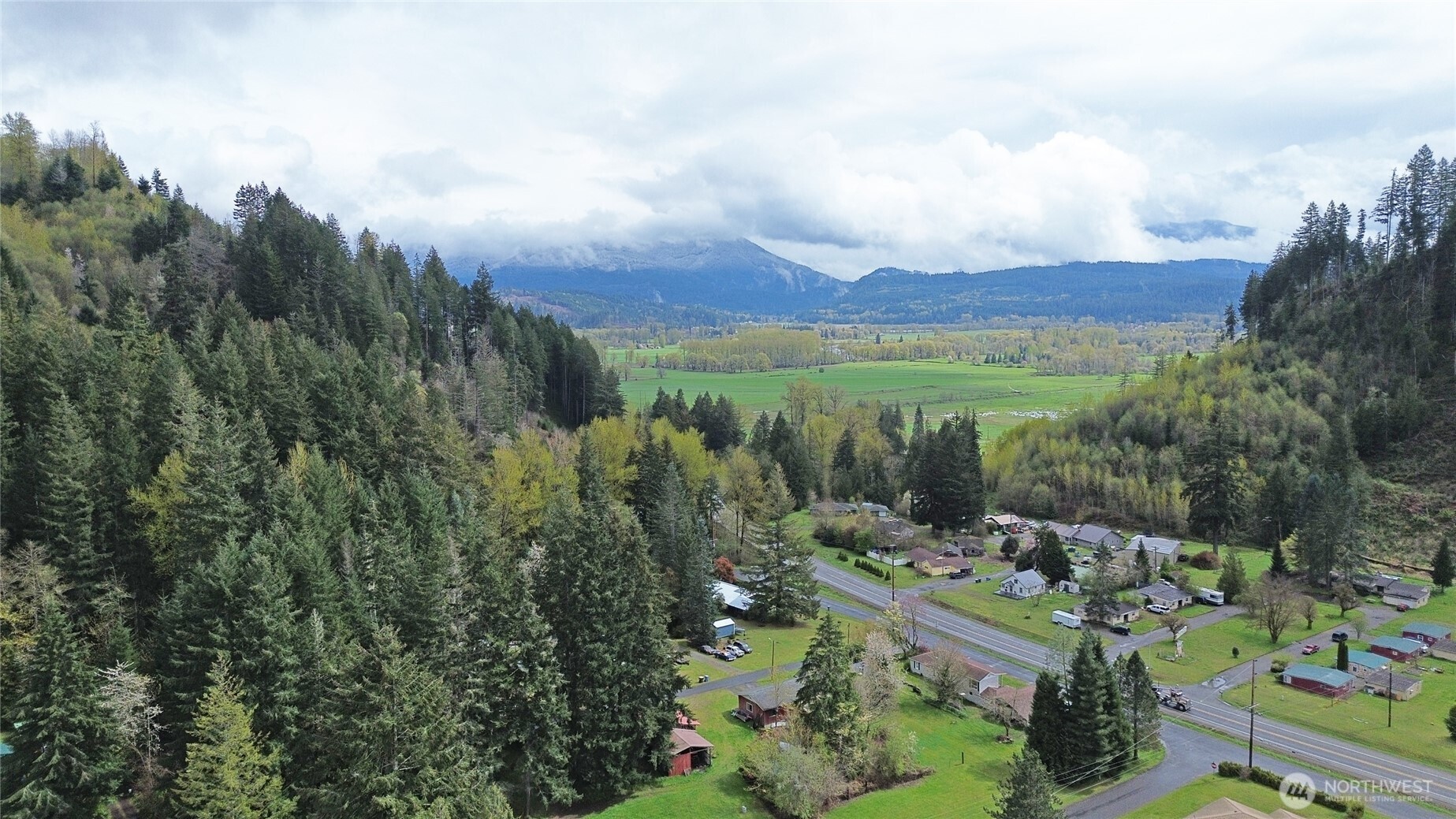 113 Leroy Road , Randle, WA 98377