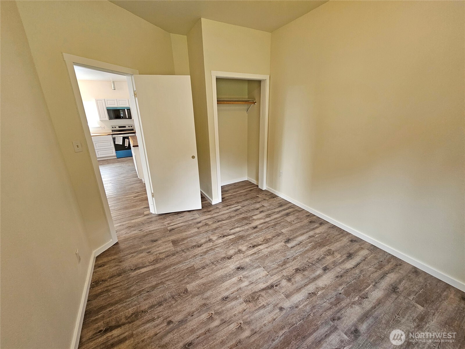 113 Leroy Road , Randle, WA 98377