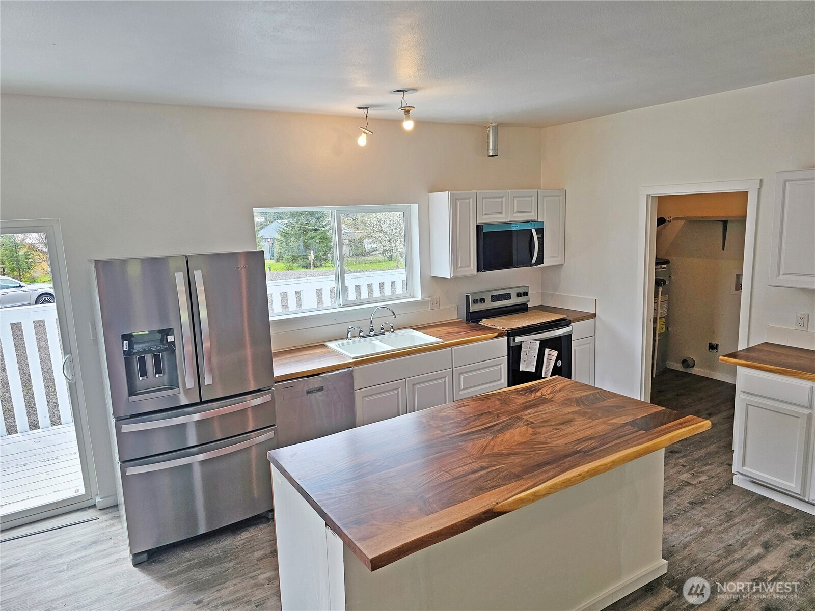 113 Leroy Road , Randle, WA 98377