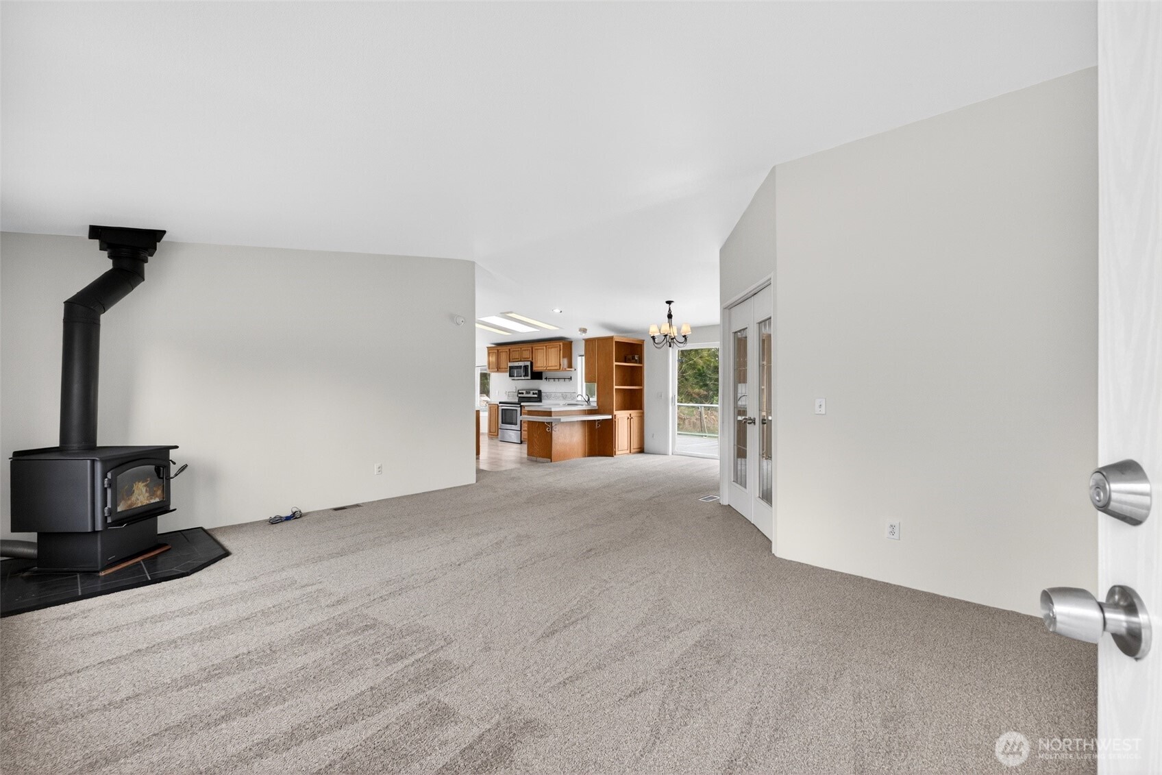 41419 94th Avenue E, Eatonville, WA 98328