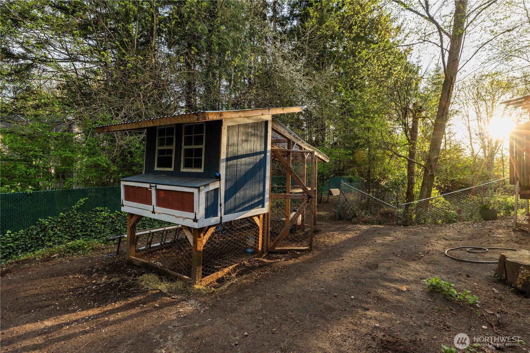 2058 NE Green Glen Lane , Bremerton, WA 98311