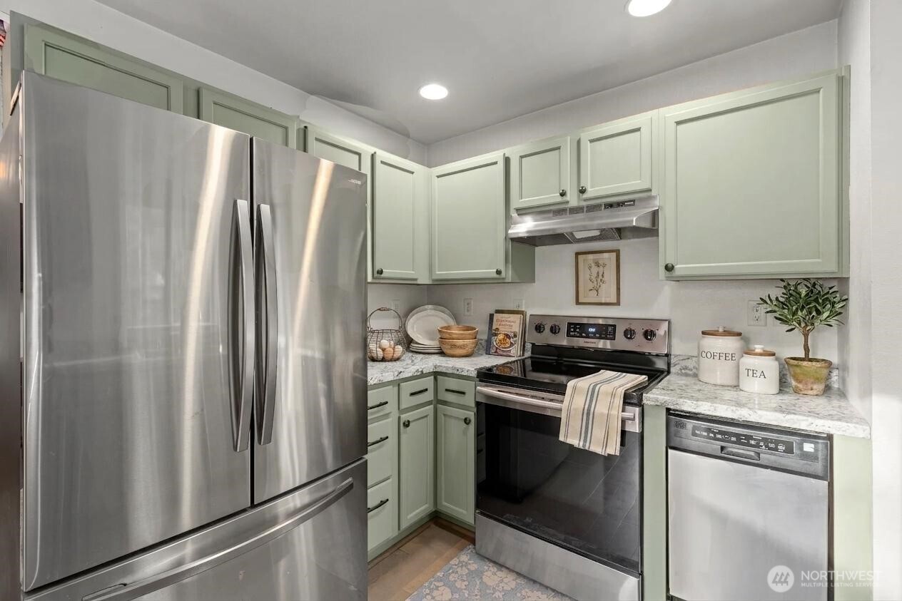 2058 NE Green Glen Lane , Bremerton, WA 98311