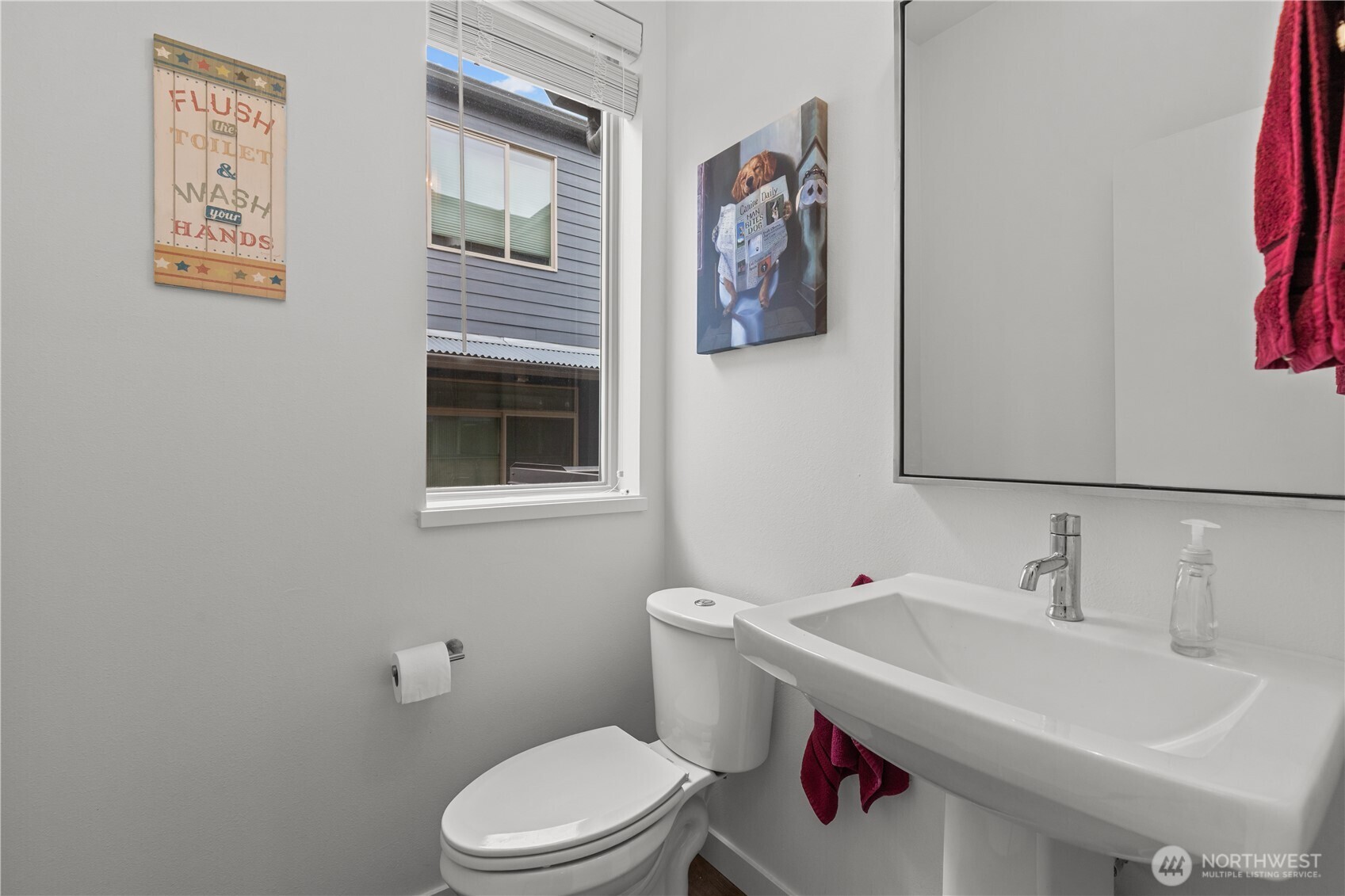 32652 Hemlock Avenue SE, Black Diamond, WA 98010-5056