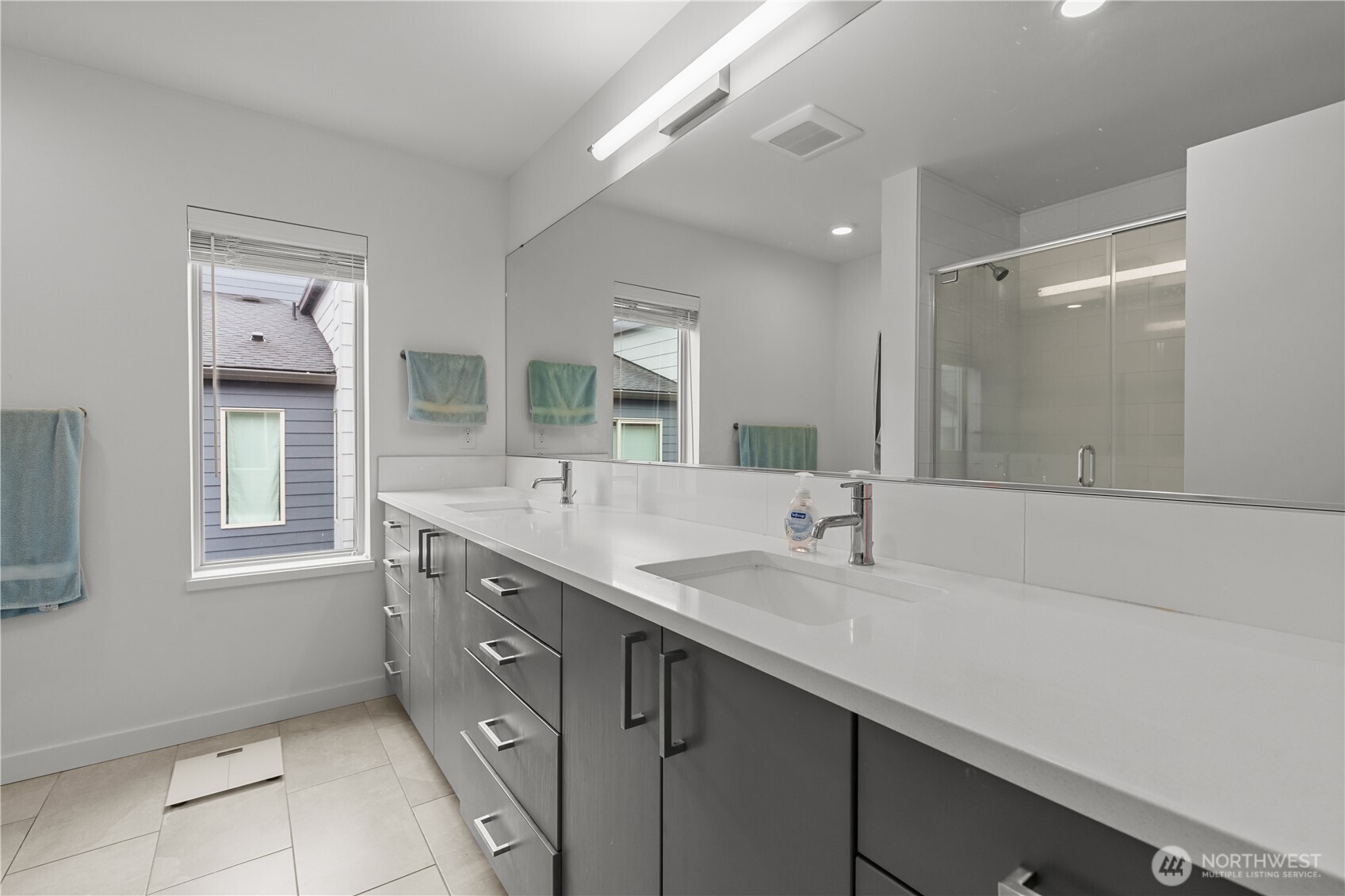 32652 Hemlock Avenue SE, Black Diamond, WA 98010-5056