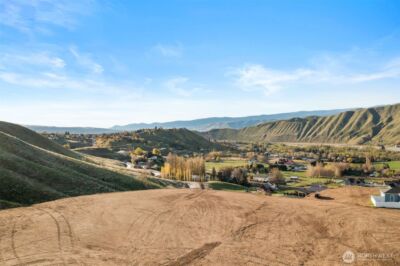 360 Diede Hills Lane , Wenatchee, WA 98801 - Photo 9