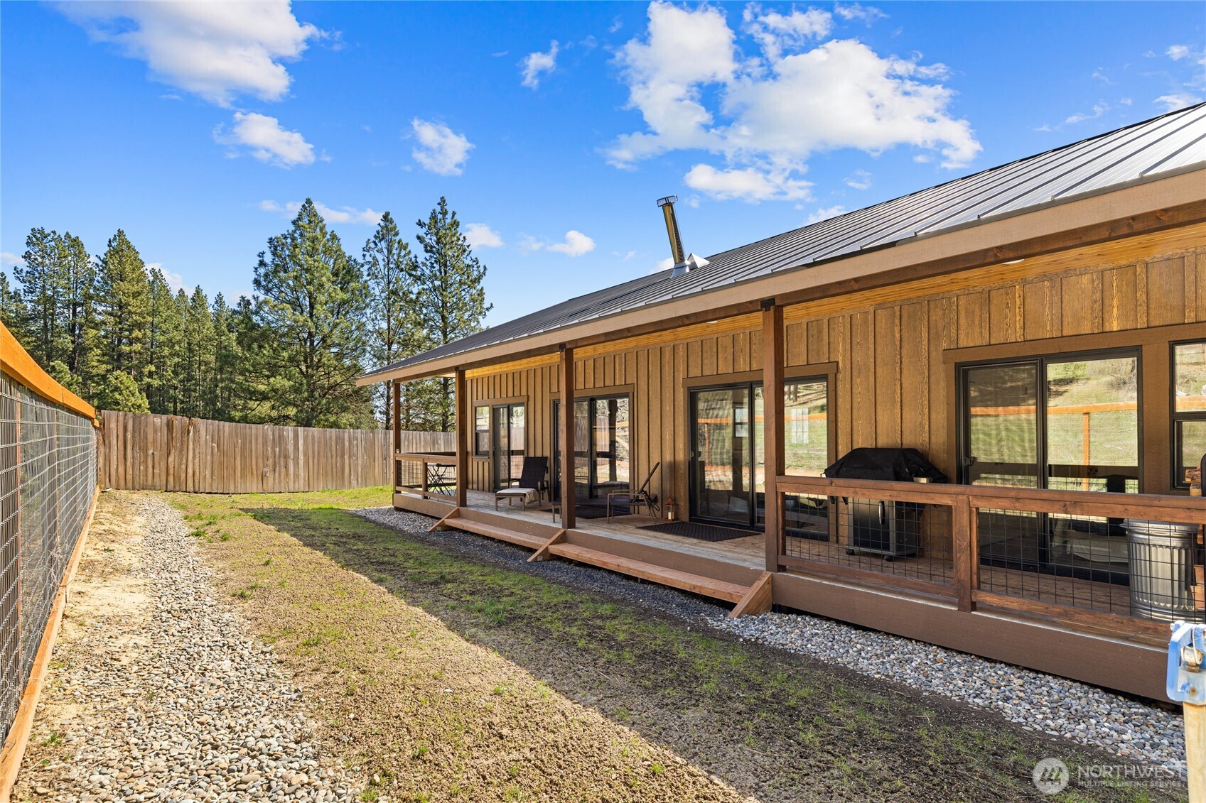 10692 Teanaway Road , Cle Elum, WA 98922