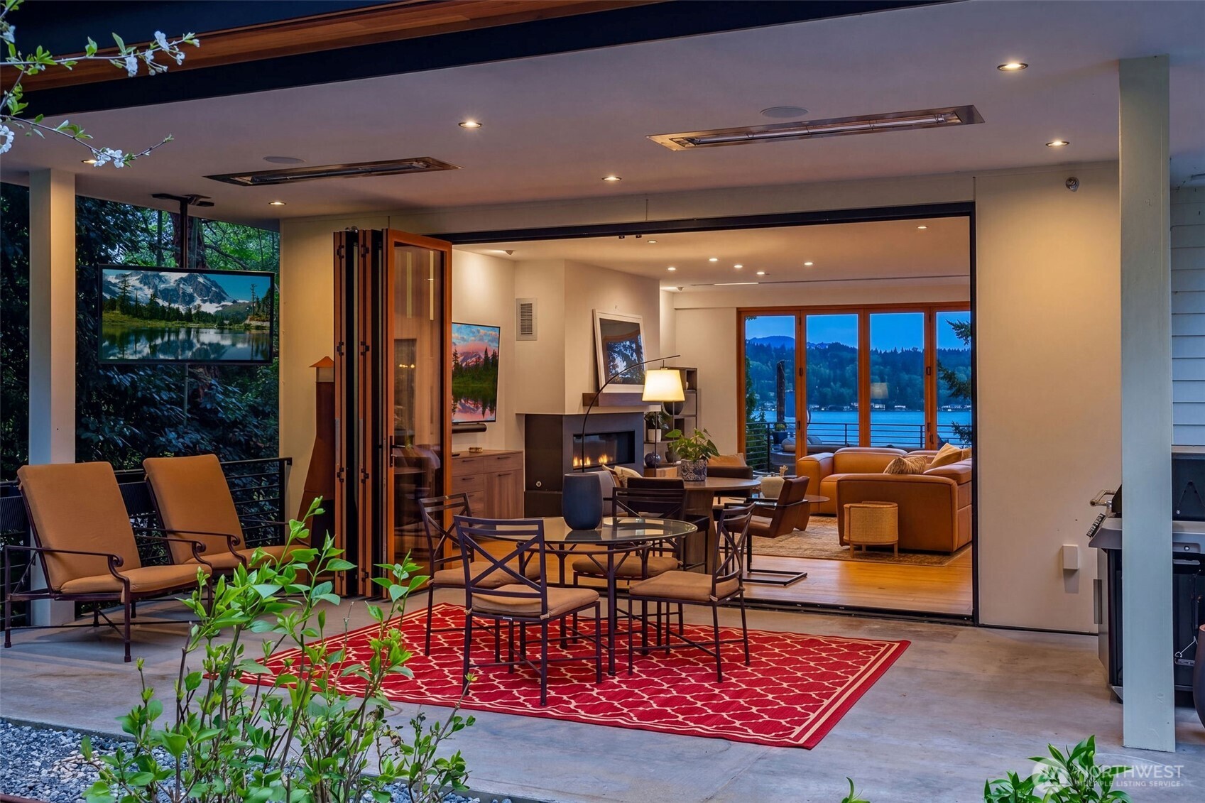9818 SE 42nd Place , Mercer Island, WA 98040