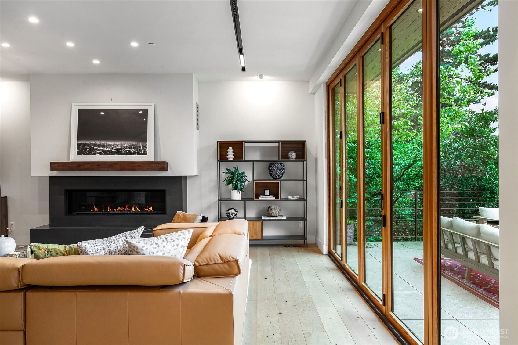 9818 SE 42nd Place , Mercer Island, WA 98040