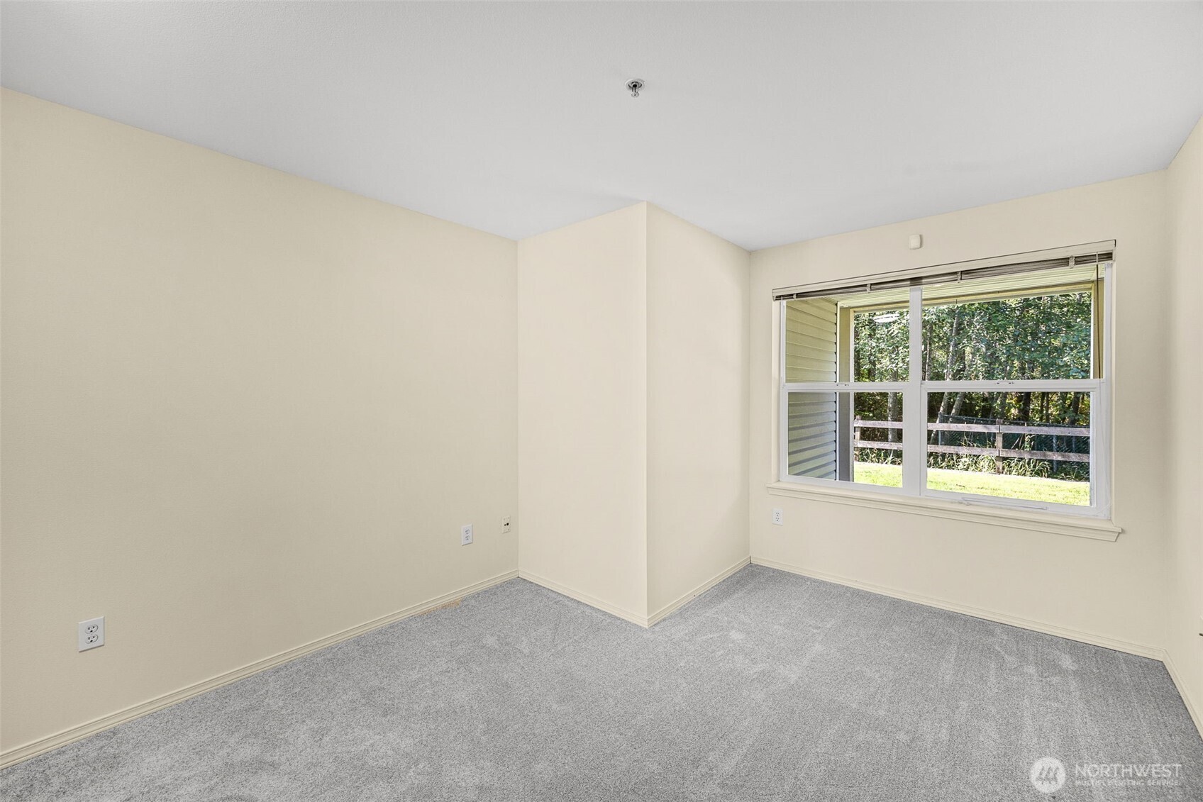 2001 120th Place NE #8-104, Everett, WA 98208