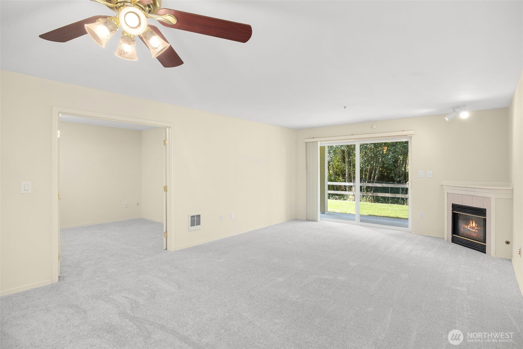 2001 120th Place NE #8-104, Everett, WA 98208