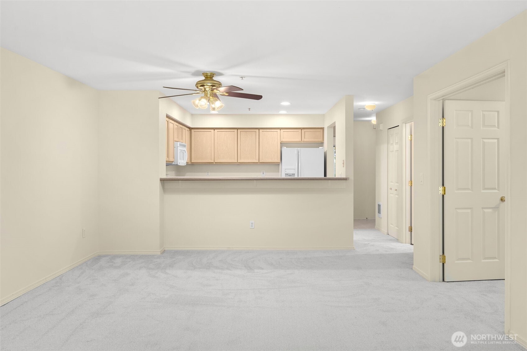 2001 120th Place NE #8-104, Everett, WA 98208