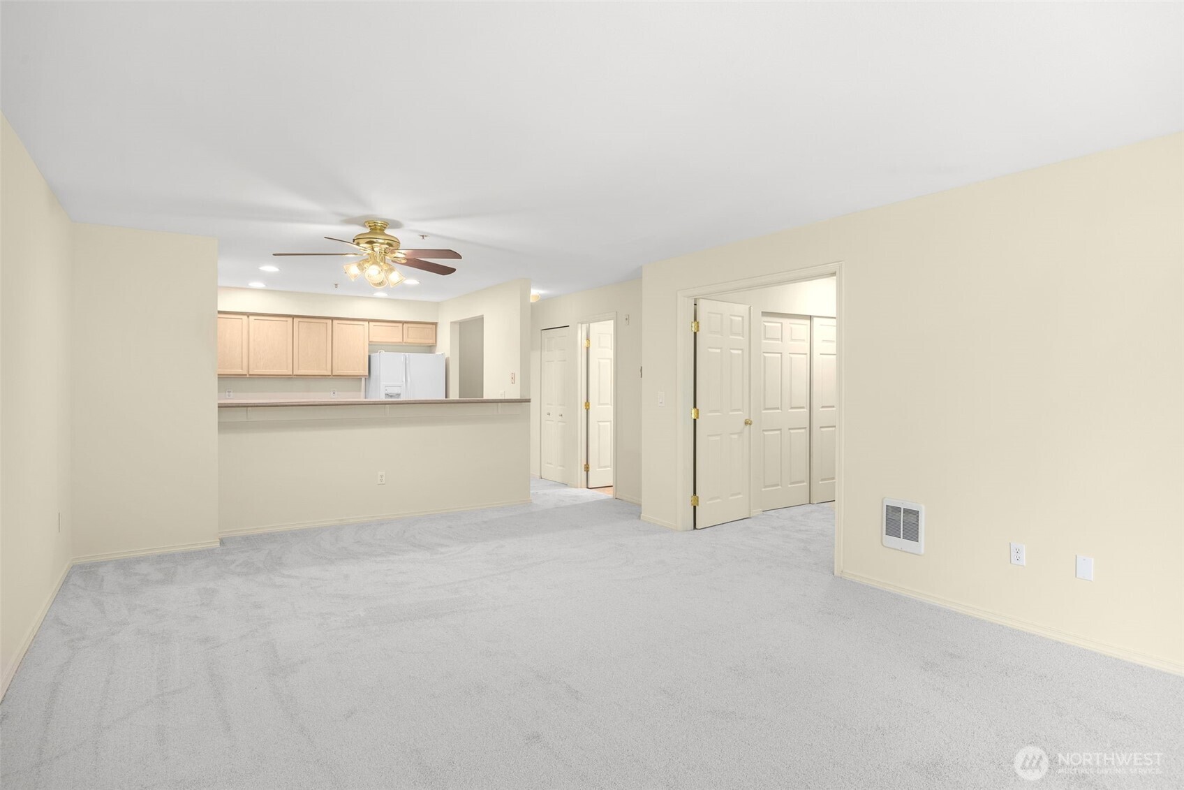 2001 120th Place NE #8-104, Everett, WA 98208