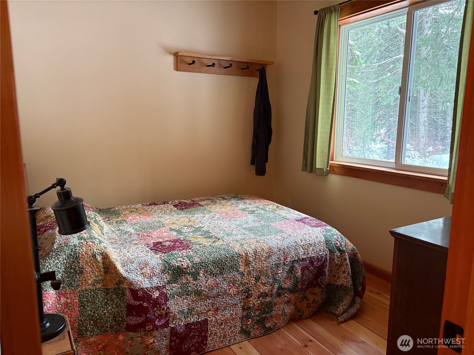 19052 Gill Creek Road , Lake Wenatchee, WA 98826