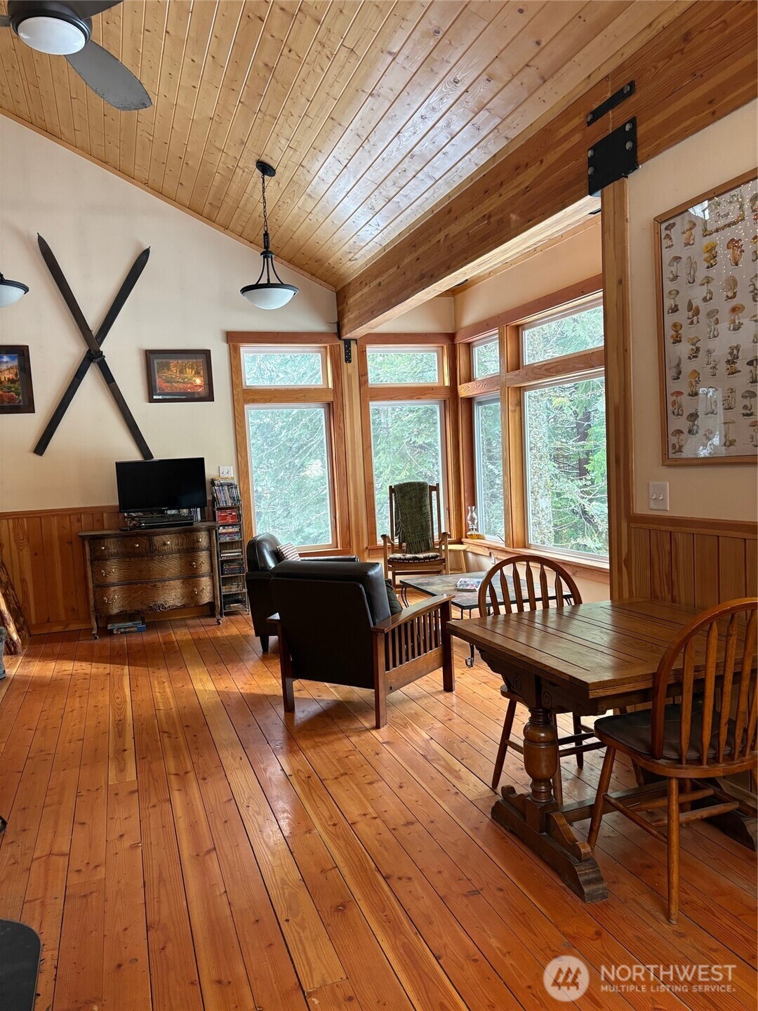 19052 Gill Creek Road , Lake Wenatchee, WA 98826