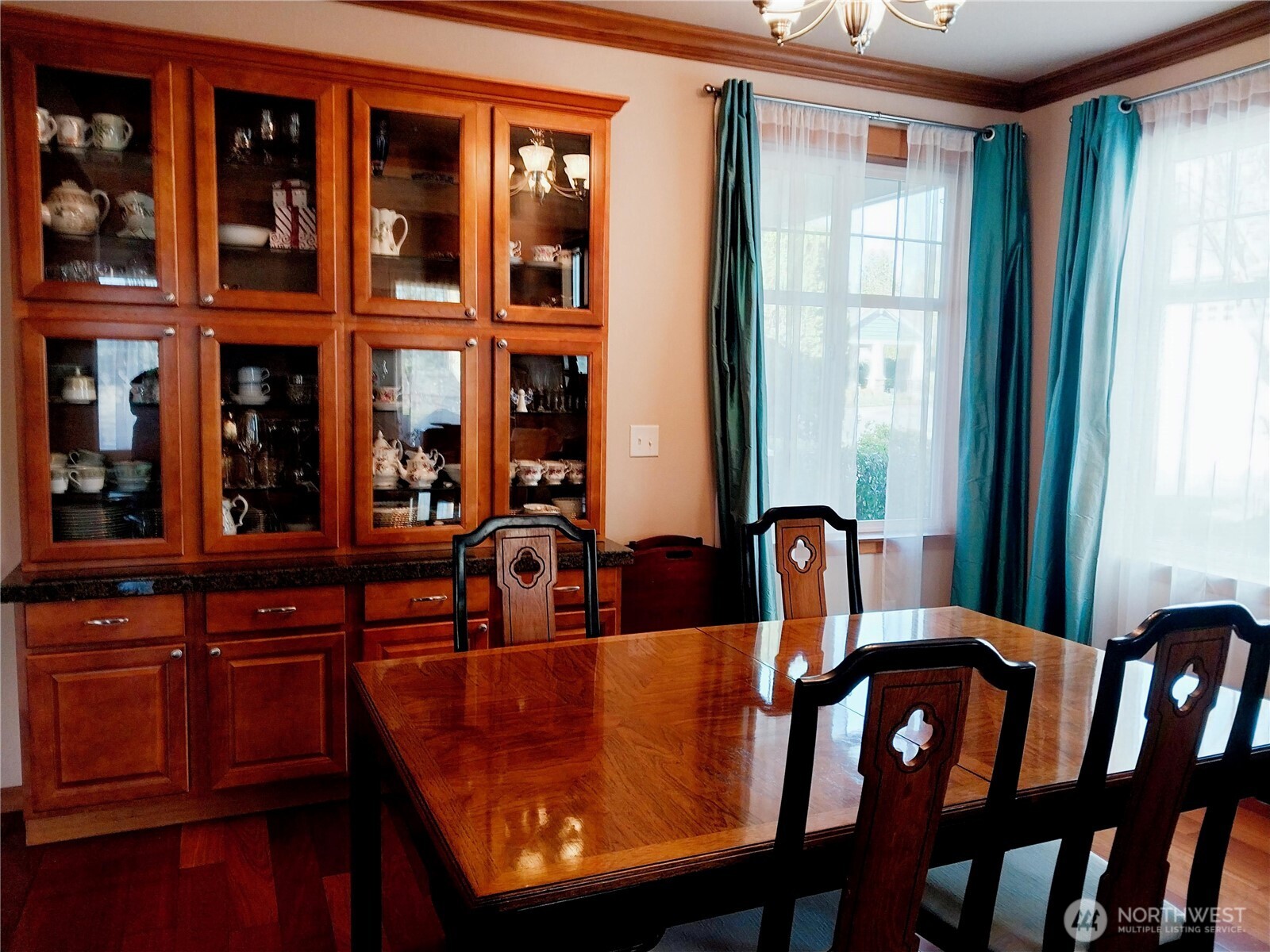 6812 37th Street Ct W, University Place, WA 98466