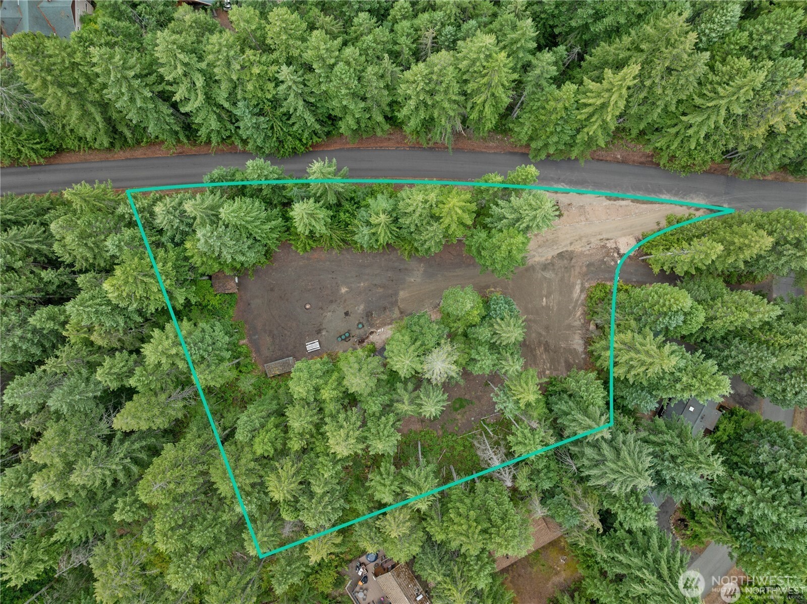 1291 N Potlatch Drive , Hoodsport, WA 98548