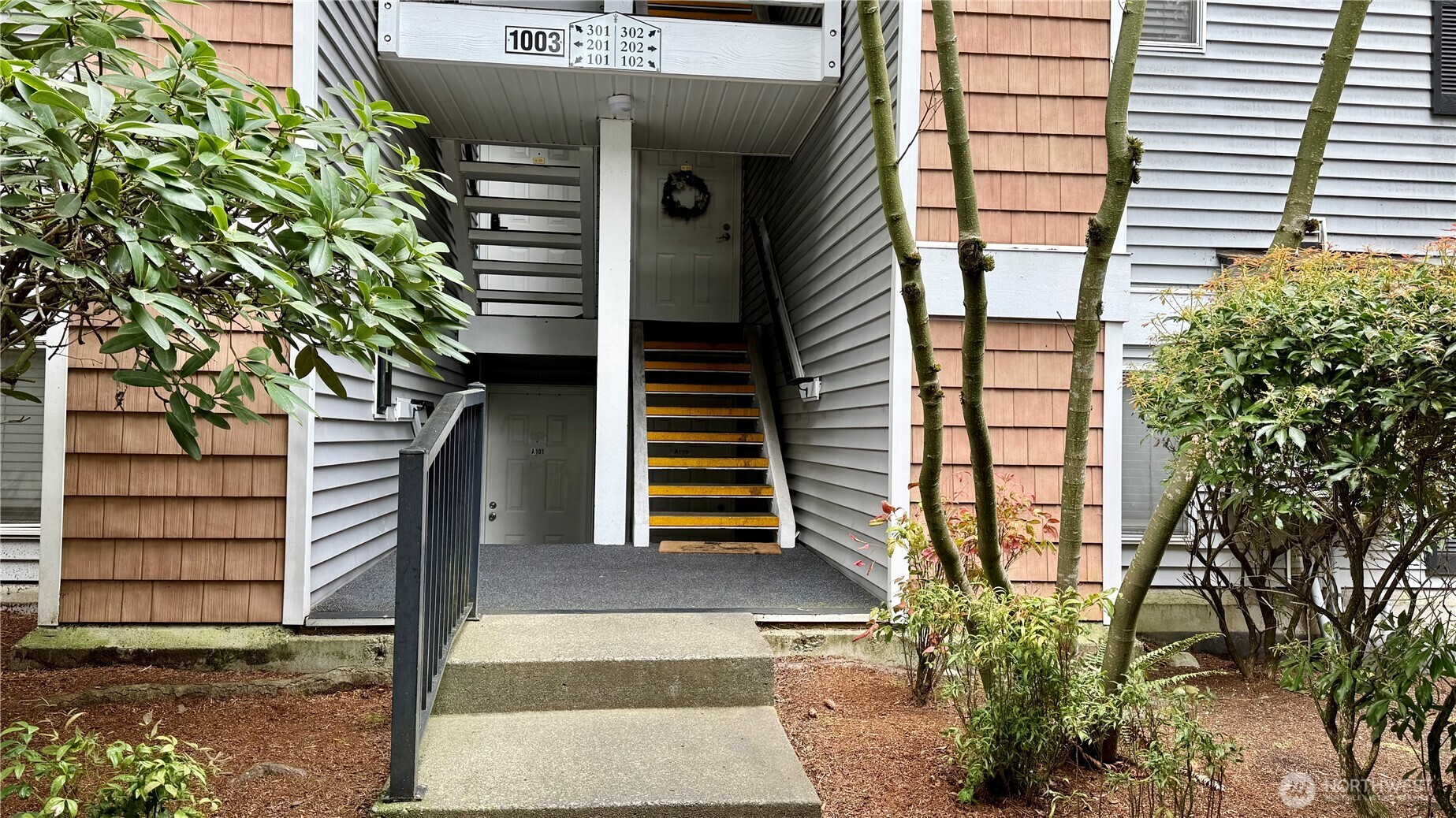 1003 156th Avenue NE #A102, Bellevue, WA 98007