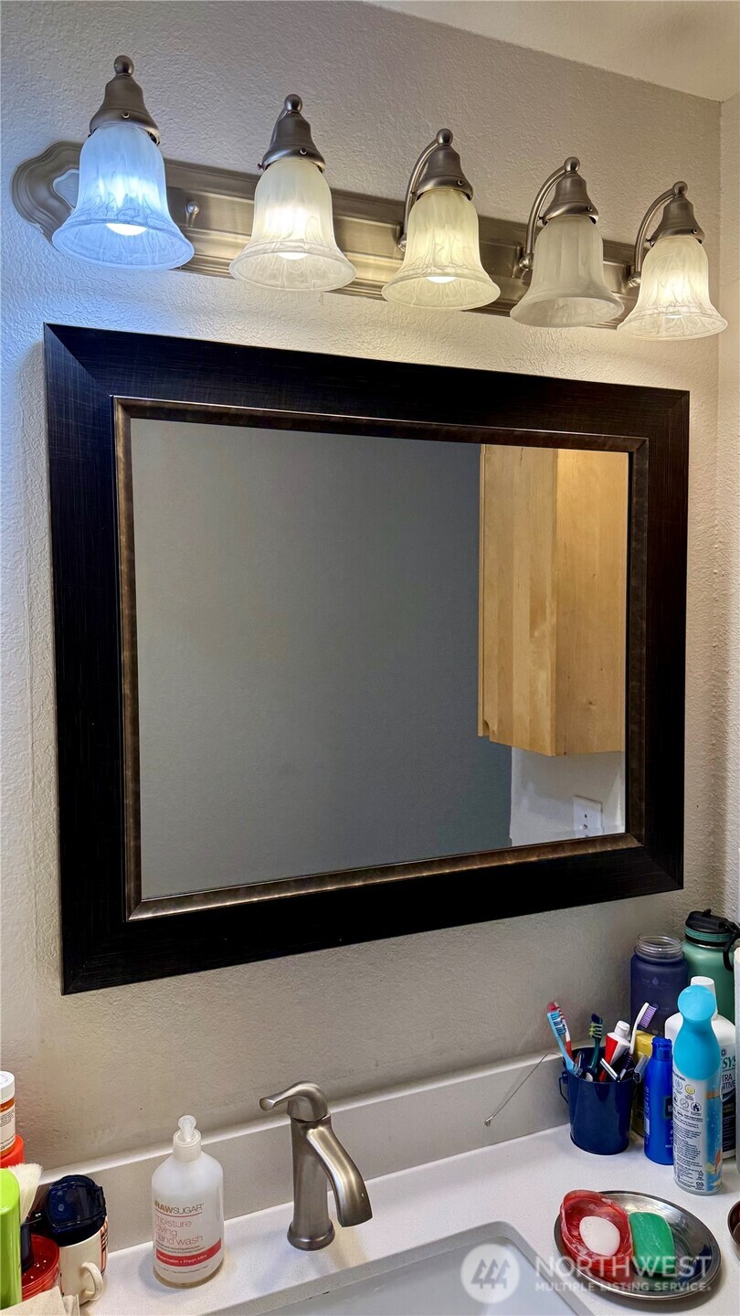 1003 156th Avenue NE #A102, Bellevue, WA 98007