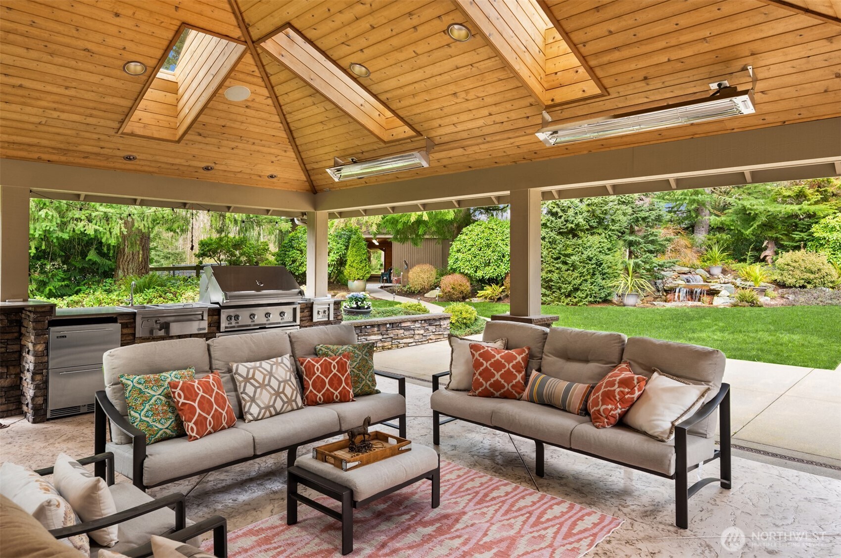 21712 NE 144th Place , Woodinville, WA 98077