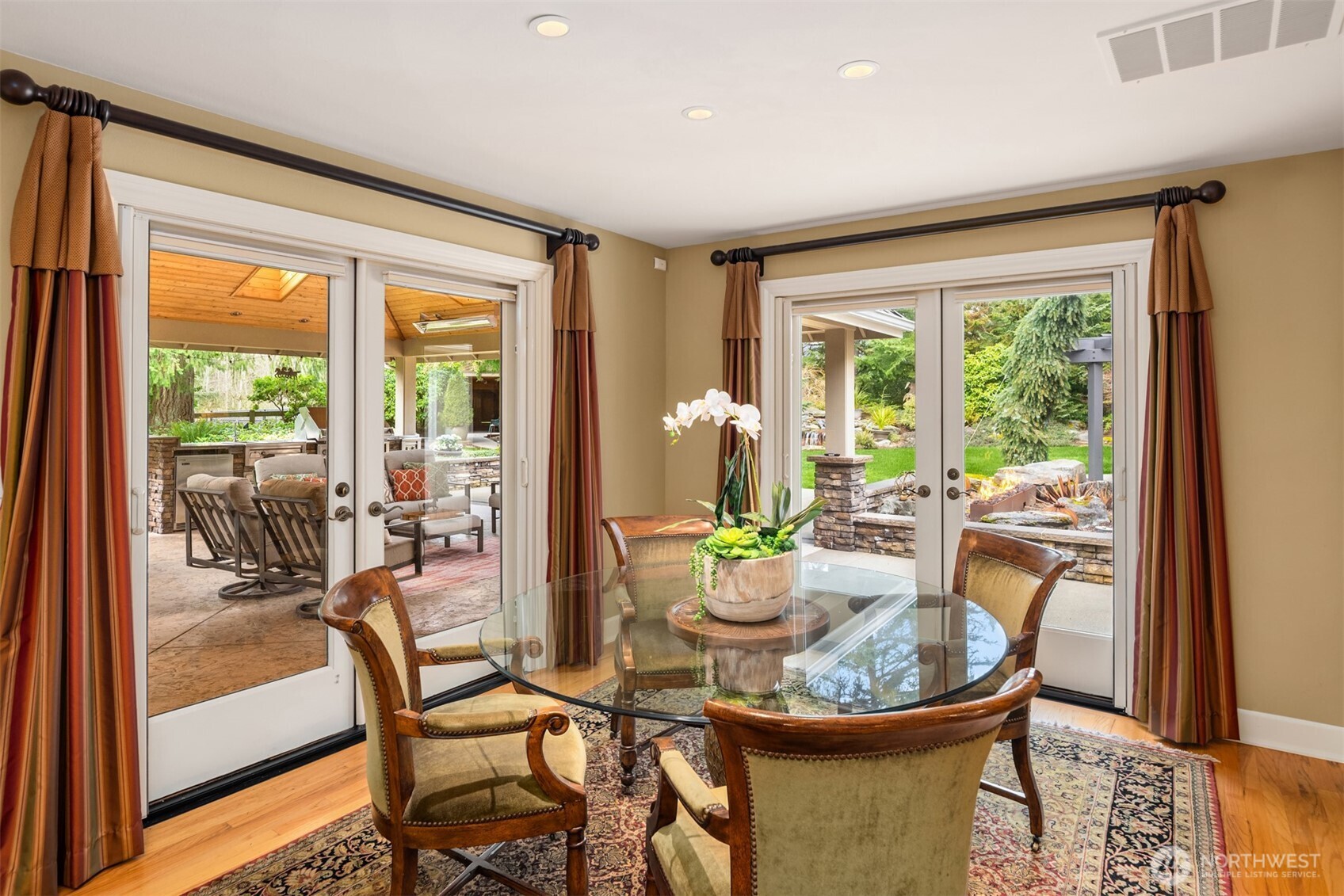 21712 NE 144th Place , Woodinville, WA 98077