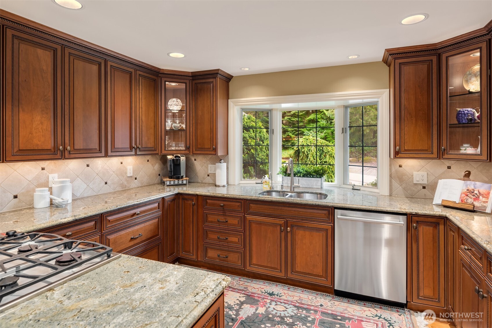 21712 NE 144th Place , Woodinville, WA 98077