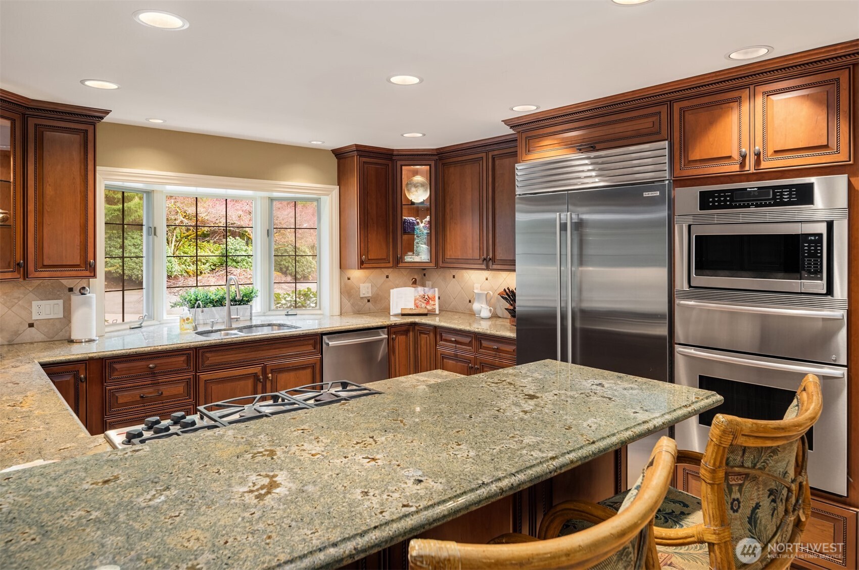 21712 NE 144th Place , Woodinville, WA 98077