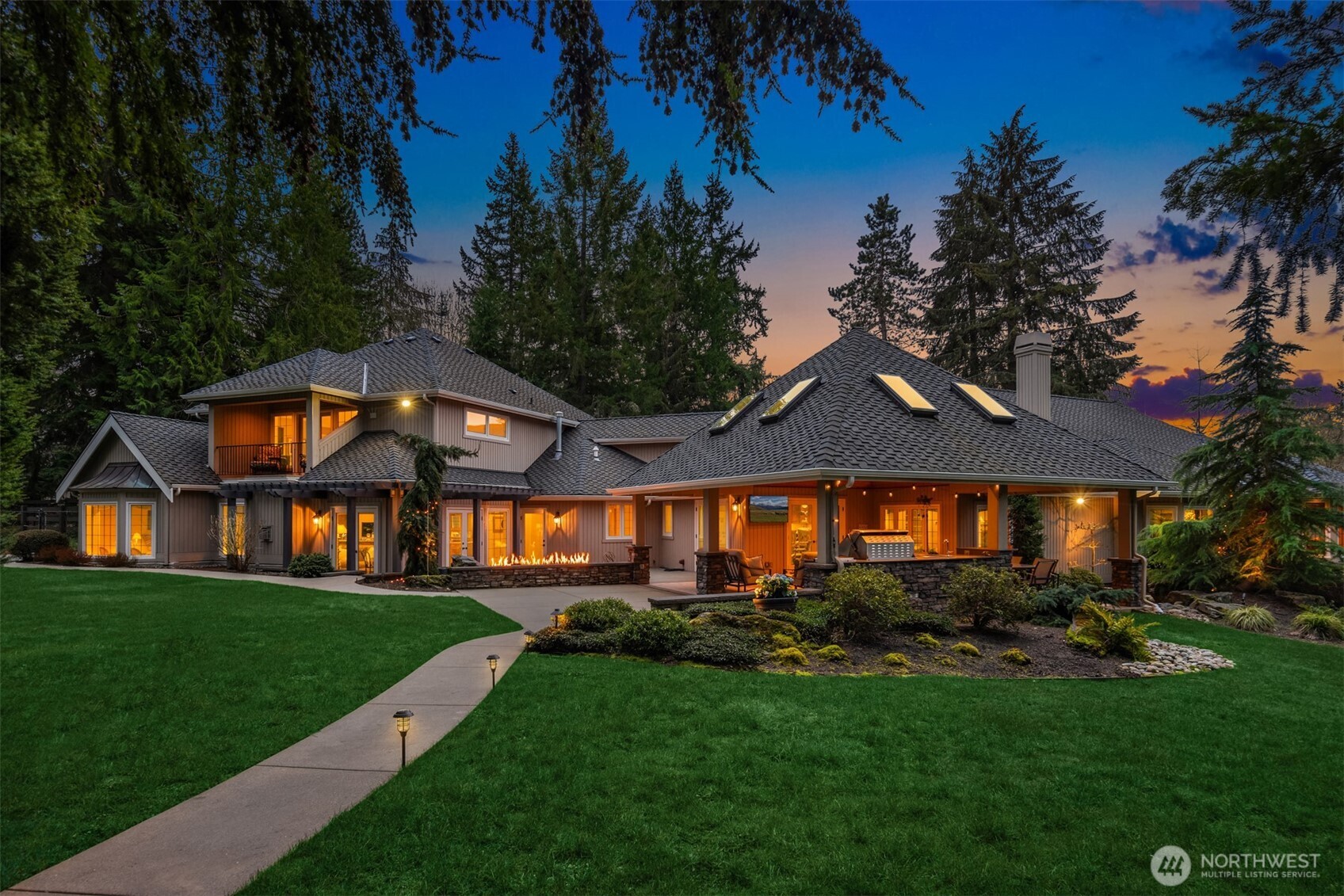 21712 NE 144th Place , Woodinville, WA 98077