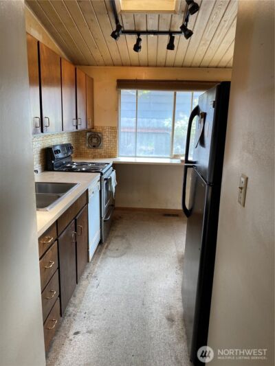 122 McKinley Street , Burlington, WA 98233 - Photo 9