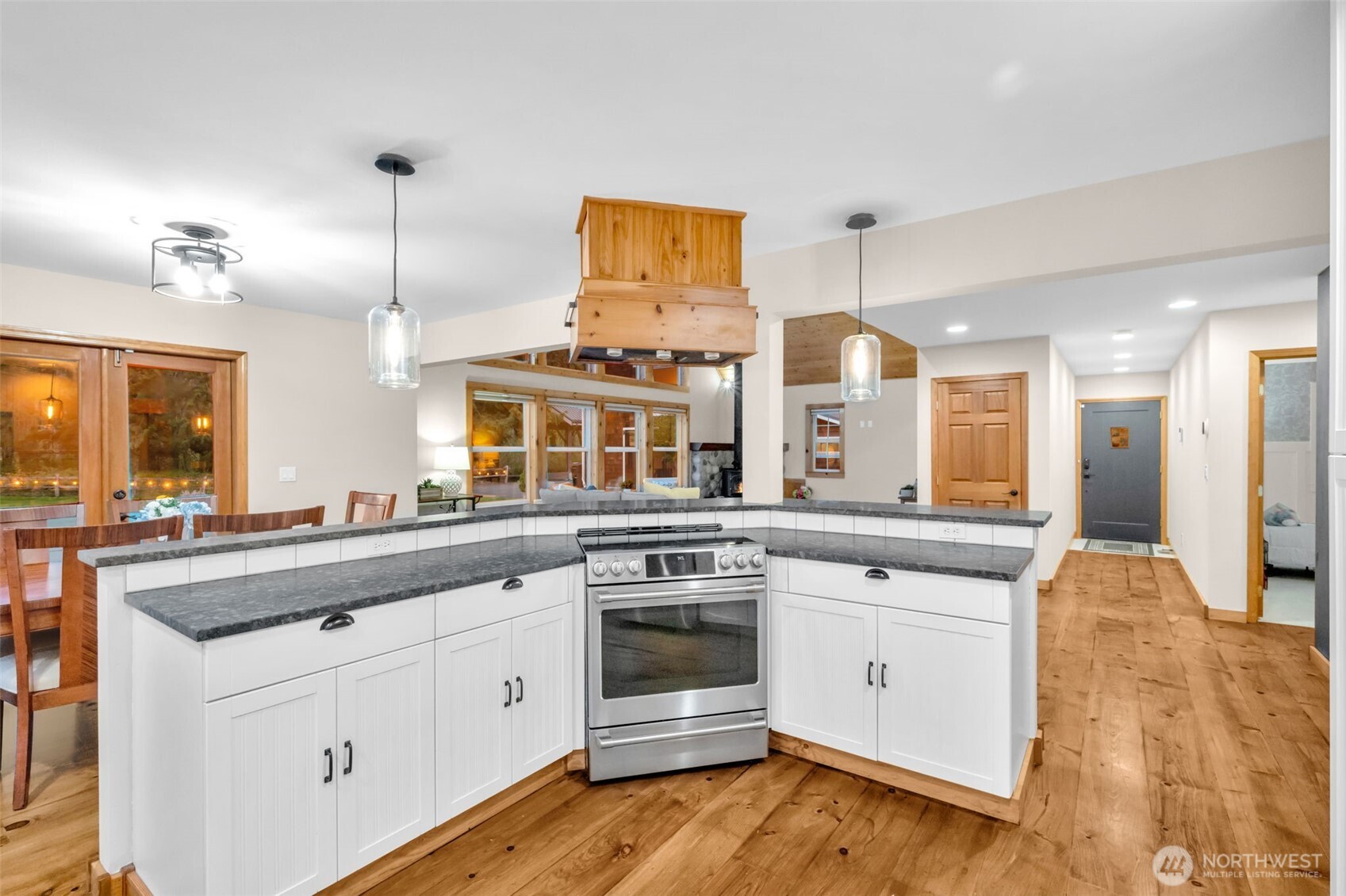 23605 SE 132nd Way , Issaquah, WA 98027