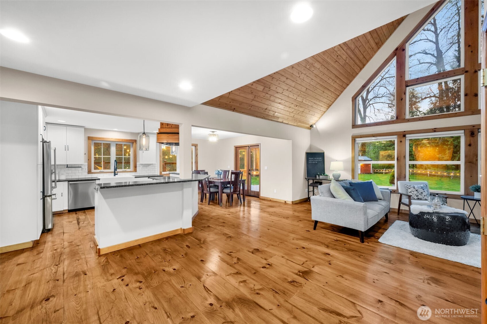 23605 SE 132nd Way , Issaquah, WA 98027