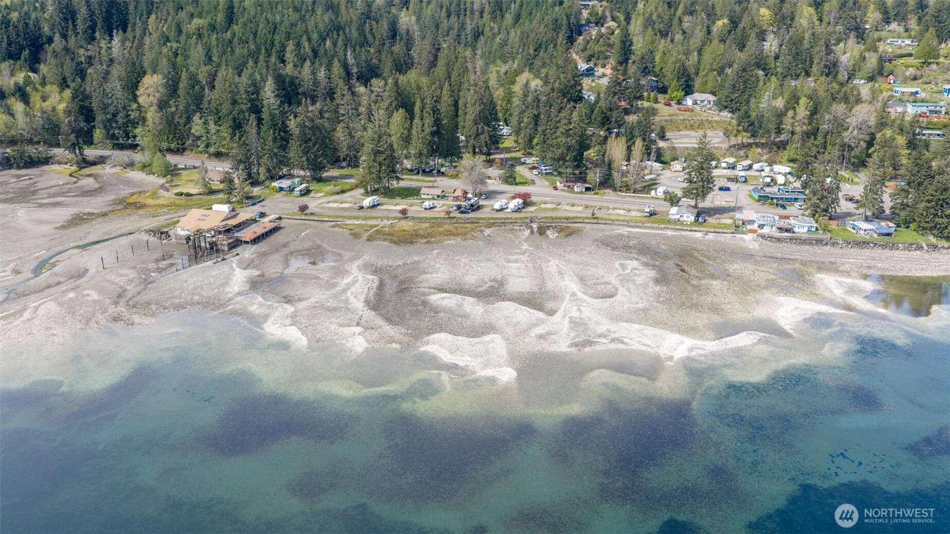 27001 N US Highway 101 , Hoodsport, WA 98548