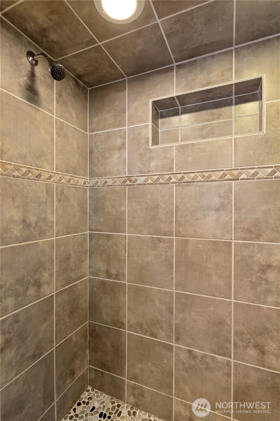 6901 40th Avenue SW, Seattle, WA 98136-1911