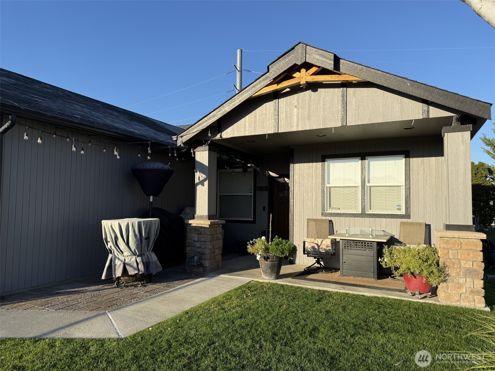 1324 S Cougar Drive , Moses Lake, WA 98837