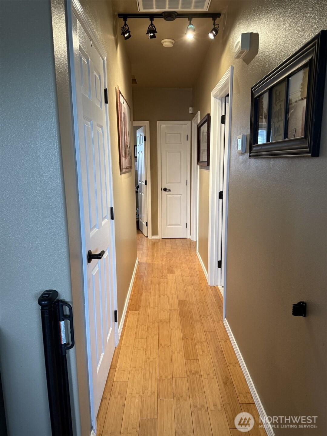 1324 S Cougar Drive , Moses Lake, WA 98837