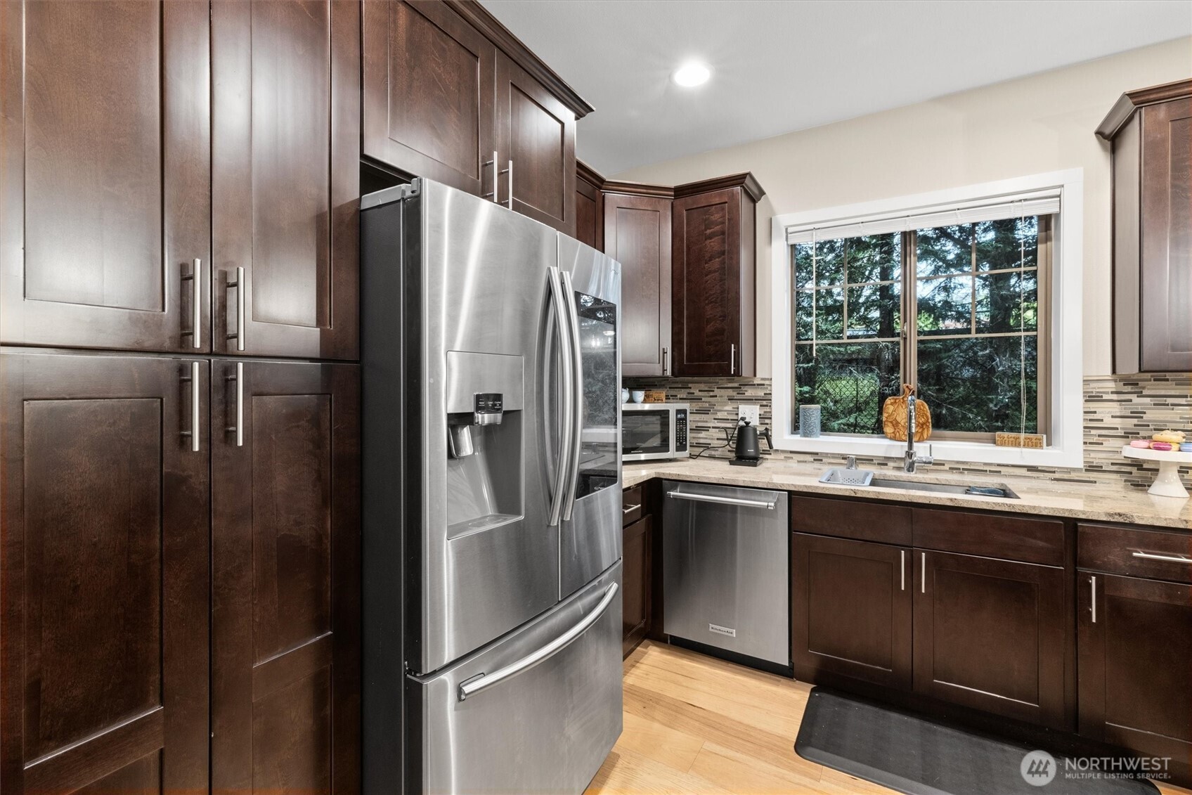 21900 SE 242ND Street #G2, Maple Valley, WA 98038