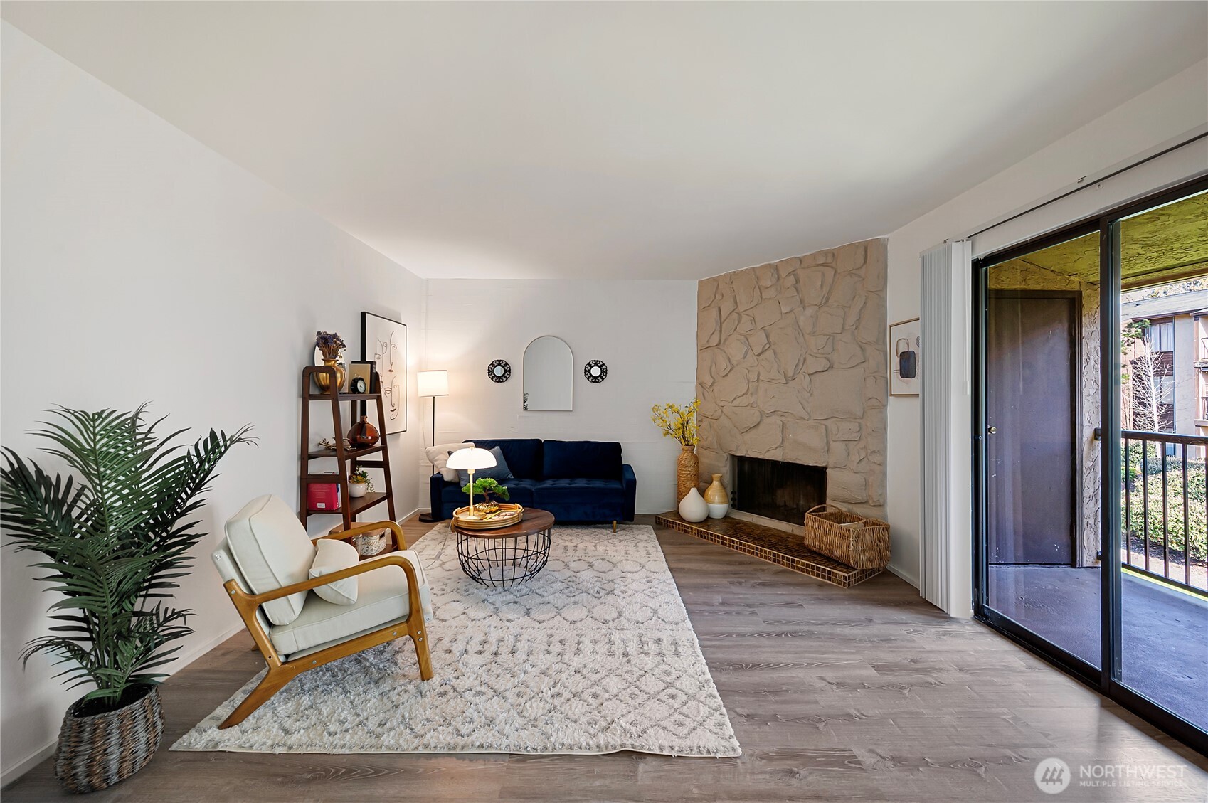 14510 124th Avenue NE #E35, Kirkland, WA 98034