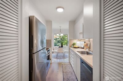 14510 124th Avenue NE #E35, Kirkland, WA 98034 - Photo 5