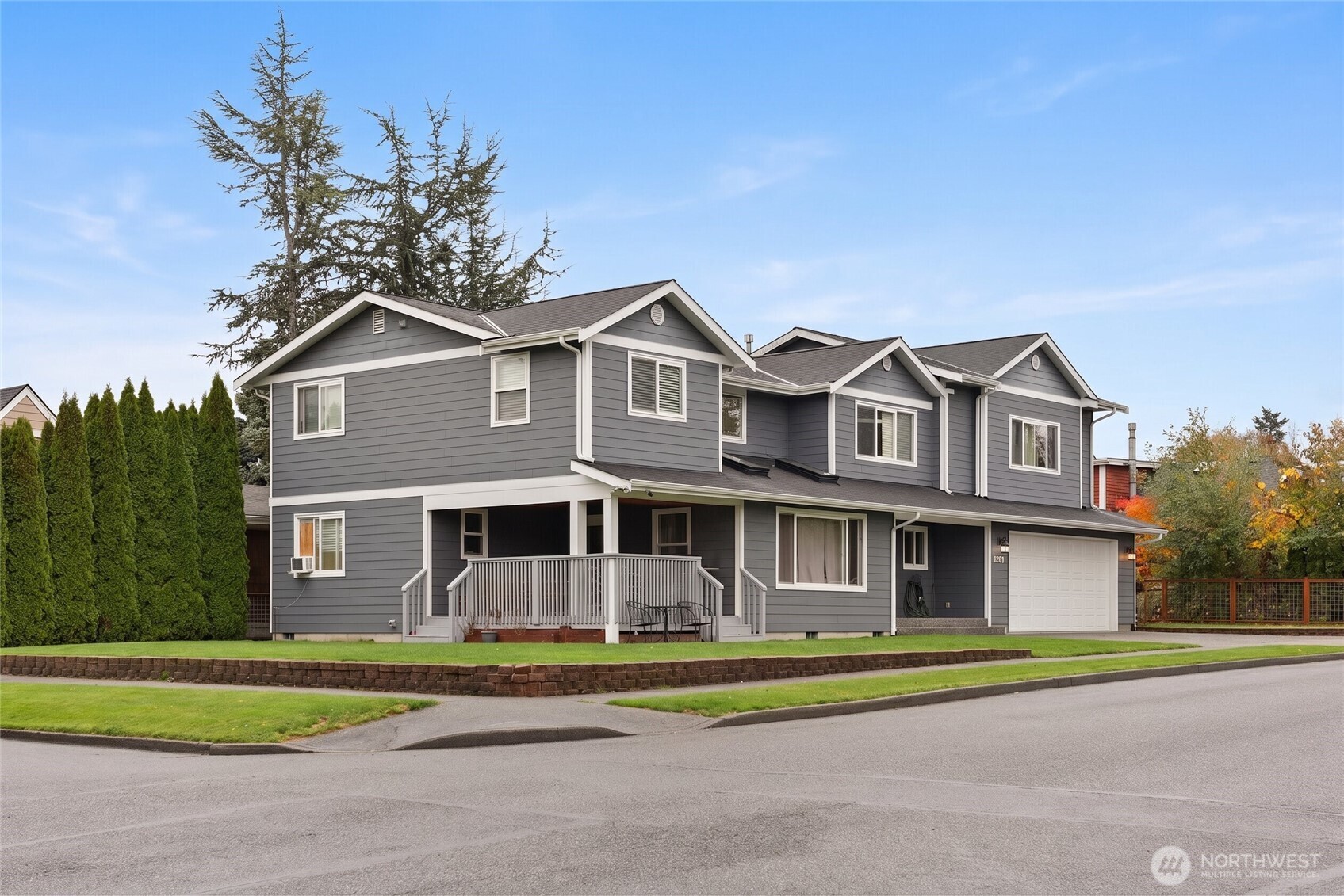 1203 E Section Street , Mount Vernon, WA 98274