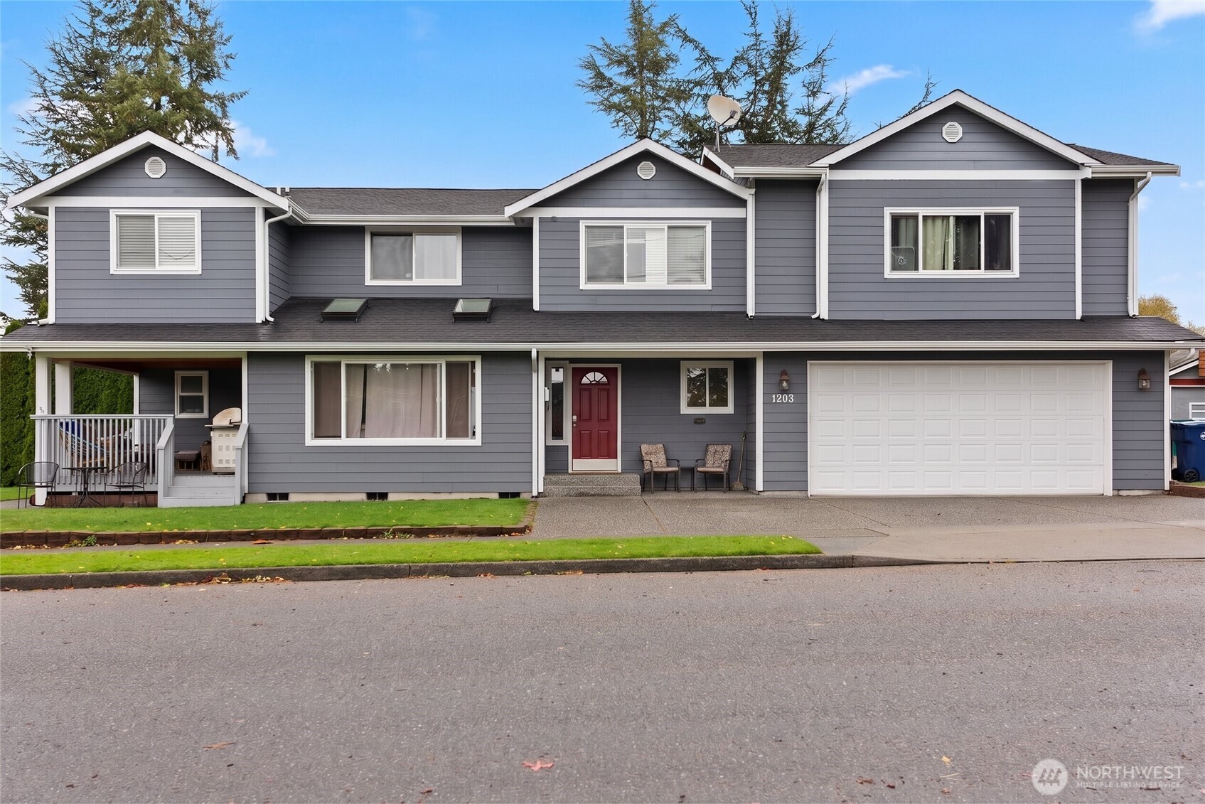 1203 E Section Street , Mount Vernon, WA 98274